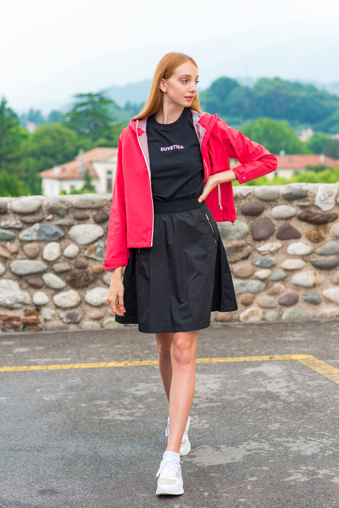 Elegant outdoor lookbook shoot for Duvetica SS25 – refined contemporary styling.